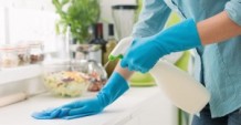Как очистить и продезинфицировать ваш дом и бытовые предметы
