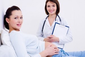 Симптомы, возможное лечение, необходимая профилактика при выкидыше у беременных