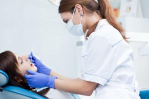 Стоматолог – ваш друг и помощник