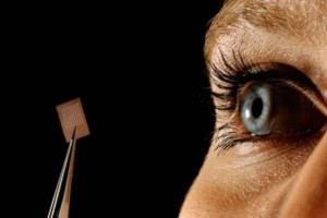 Создан искусственный заменитель сетчатки глаза