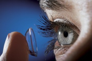 Как подобрать контактные линзы?
