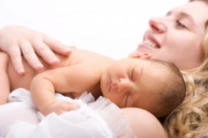 Помощь младенцу после тяжелых родов