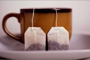 Потребляя дешевый чай в пакетиках появляется риск отравления фтором