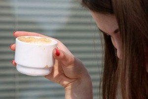 Кофе способен вызвать глаукому