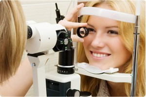 Почему важны регулярные осмотры офтальмолога?