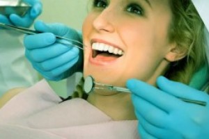 Лечение кариеса — самой распространённой болезни зубов